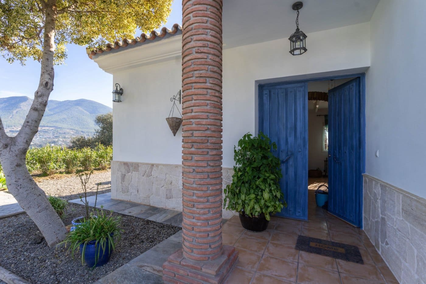 3 bedroom Villa for rent in Alhaurin el Grande with pool garage - € 1,900 (Ref: 6564385)
