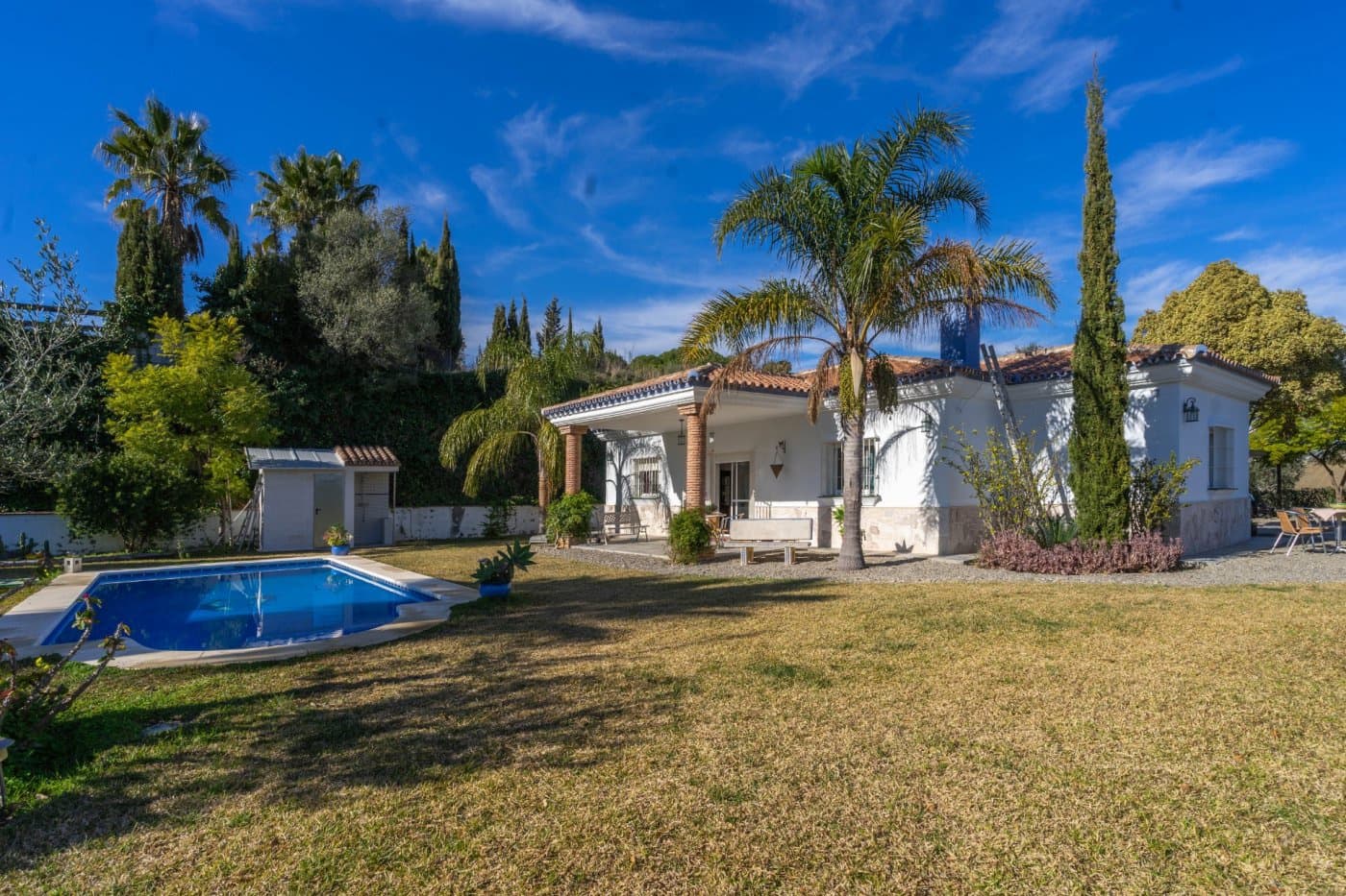 3 bedroom Villa for rent in Alhaurin el Grande with pool garage - € 1,900 (Ref: 6564385)