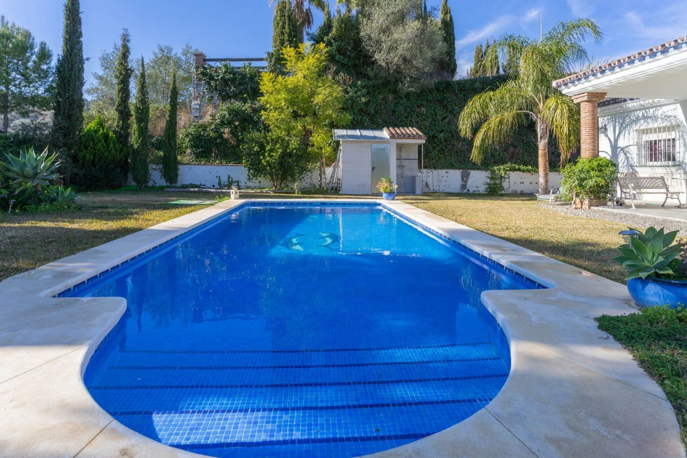 3 bedroom Villa for rent in Alhaurin el Grande with pool garage - € 1,900 (Ref: 6564385)