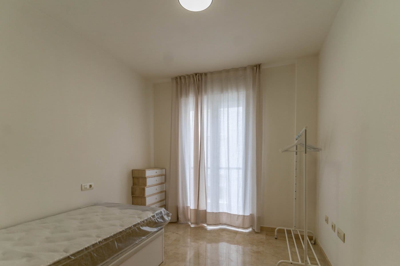 3 bedroom Flat for rent in Alhaurin el Grande with garage - € 850 (Ref: 6644484)