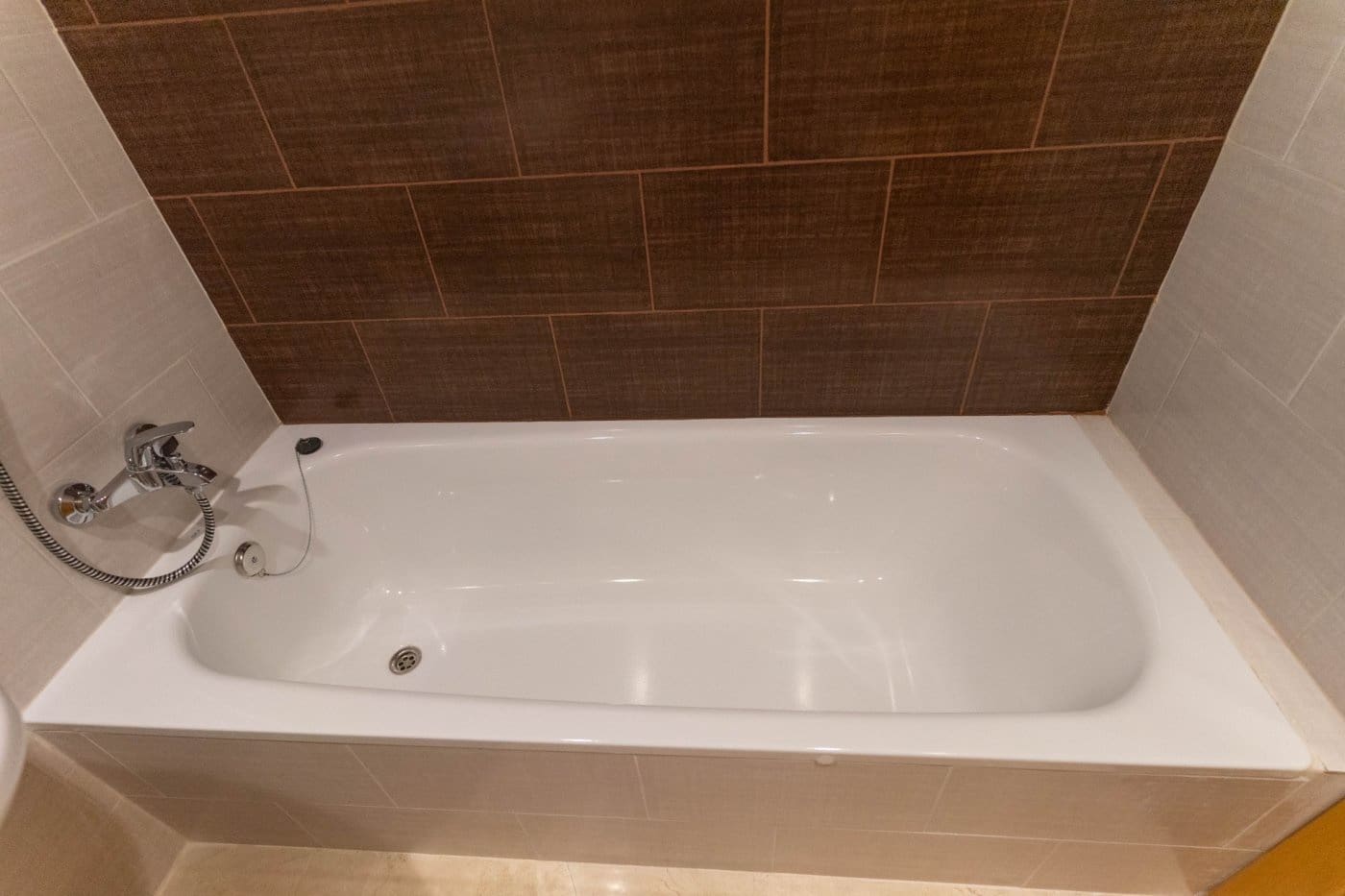 3 bedroom Flat for rent in Alhaurin el Grande with garage - € 850 (Ref: 6644484)