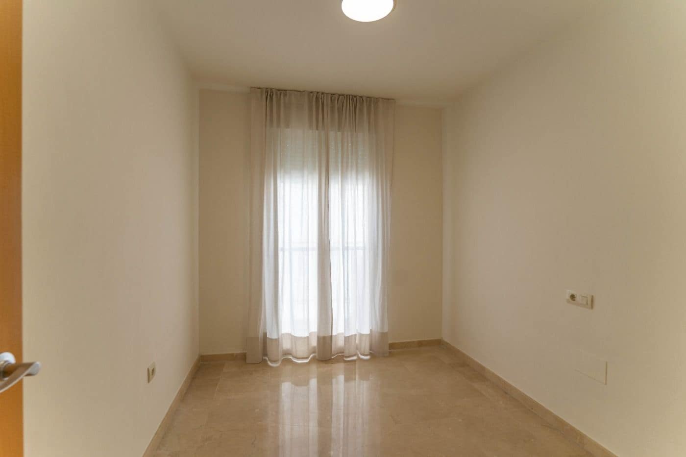 3 soveværelse Lejlighed til leje i Alhaurin el Grande med garage - € 950 (Ref: 6651820)