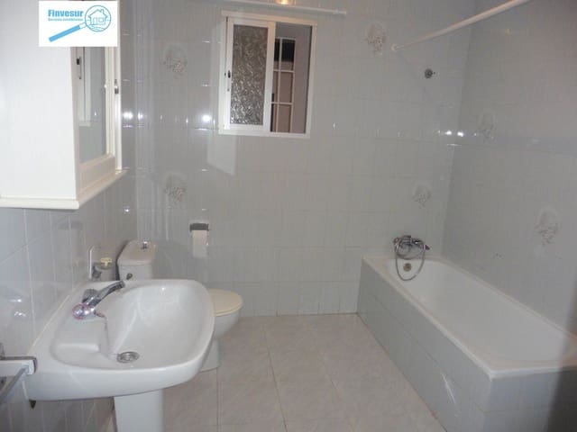 2 makuuhuone Omakotitalo vuokrattavana paikassa Alhaurín el Grande - 700 € (Ref: 6712897)