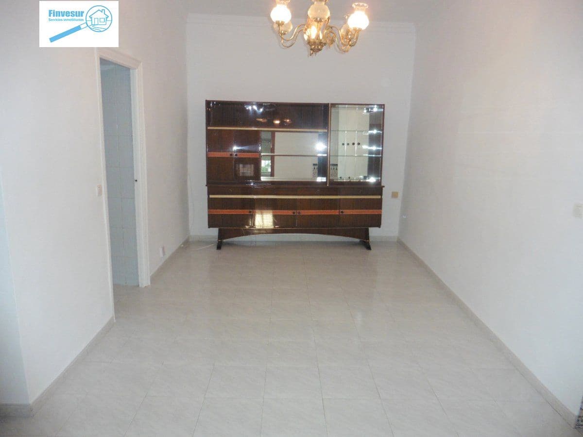 2 makuuhuone Omakotitalo vuokrattavana paikassa Alhaurin el Grande - 700 € (Ref: 6712897)