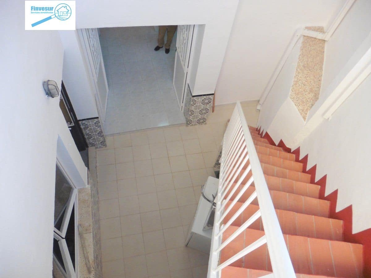 2 makuuhuone Omakotitalo vuokrattavana paikassa Alhaurin el Grande - 700 € (Ref: 6712897)