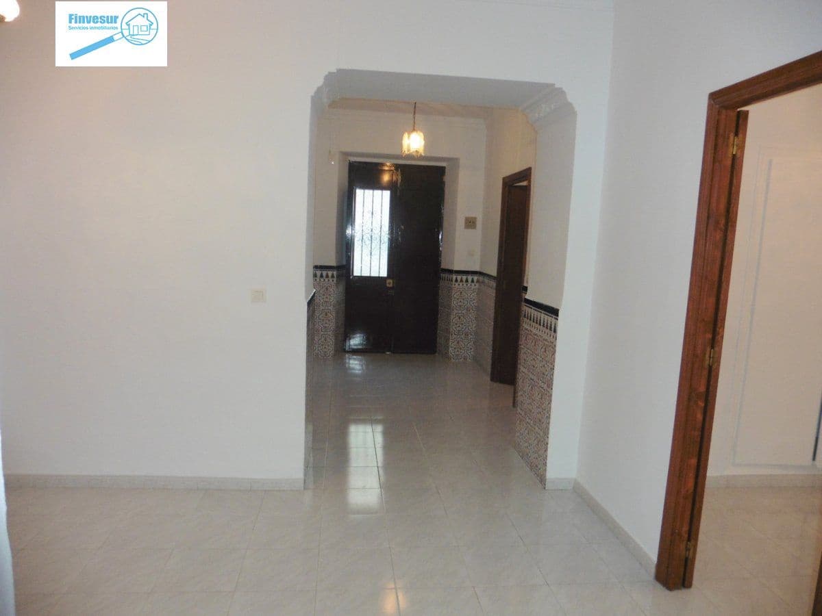 2 makuuhuone Omakotitalo vuokrattavana paikassa Alhaurin el Grande - 700 € (Ref: 6712897)