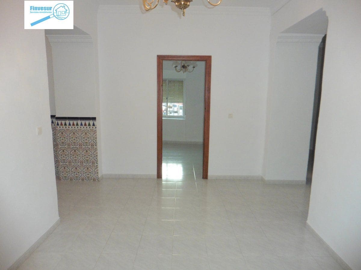 2 makuuhuone Omakotitalo vuokrattavana paikassa Alhaurin el Grande - 700 € (Ref: 6712897)