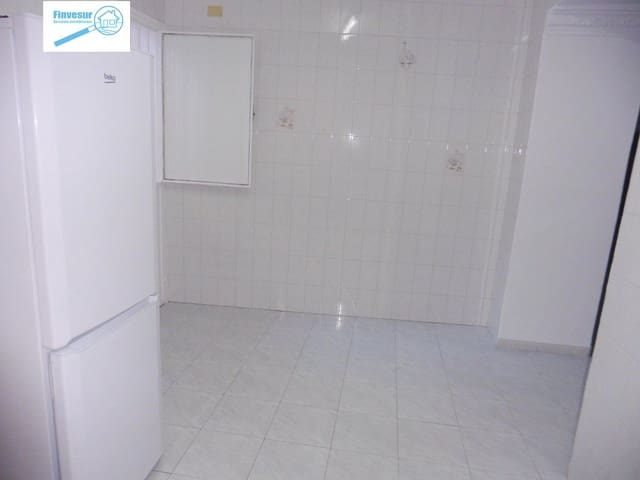 2 makuuhuone Omakotitalo vuokrattavana paikassa Alhaurín el Grande - 700 € (Ref: 6712897)