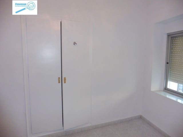 2 makuuhuone Omakotitalo vuokrattavana paikassa Alhaurín el Grande - 700 € (Ref: 6712897)