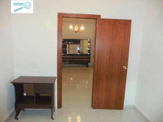 2 makuuhuone Omakotitalo vuokrattavana paikassa Alhaurín el Grande - 700 € (Ref: 6712897)