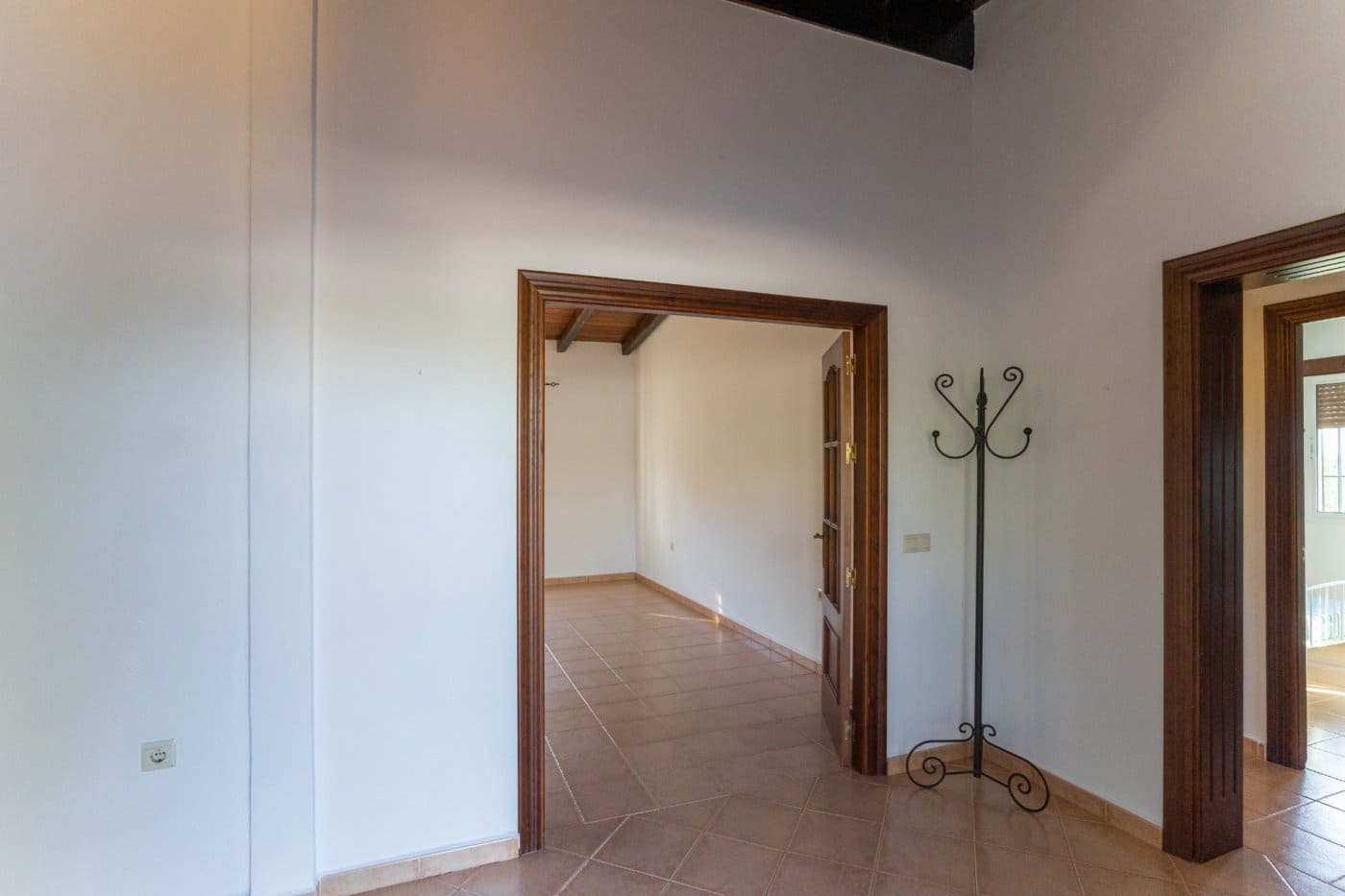 3 bedroom Villa for rent in Alhaurin el Grande with pool garage - € 1,700 (Ref: 6835072)