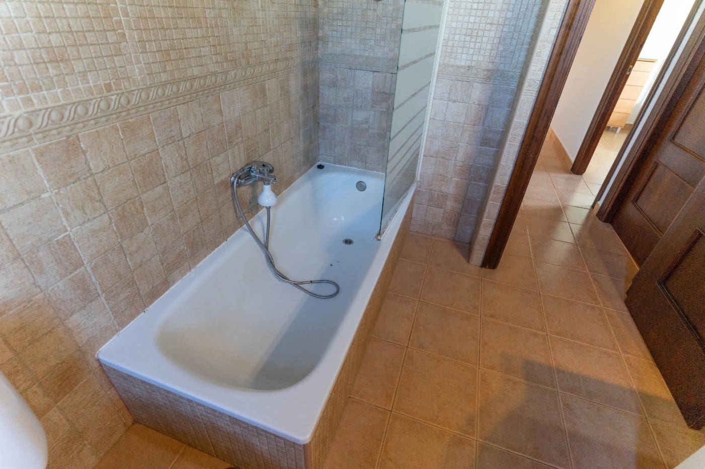 3 bedroom Villa for rent in Alhaurin el Grande with pool garage - € 1,700 (Ref: 6835072)