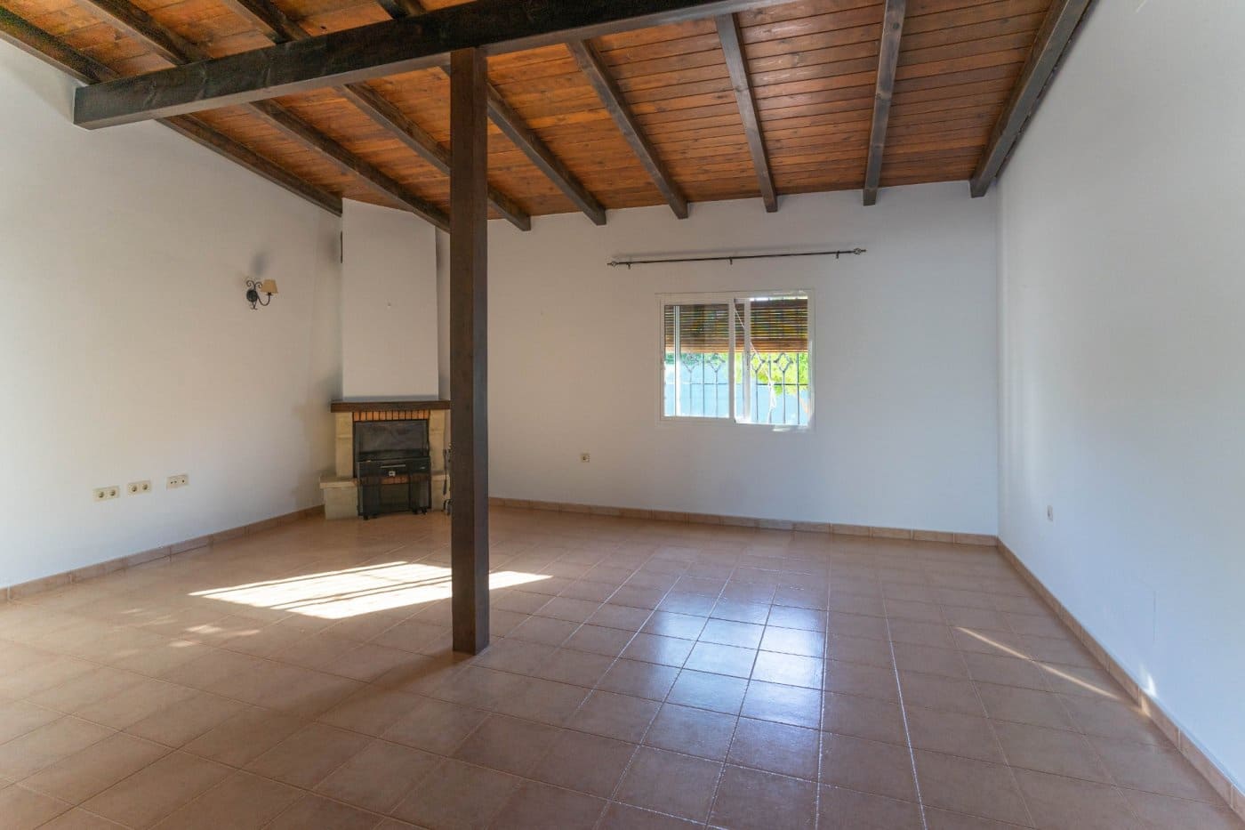 3 bedroom Villa for rent in Alhaurin el Grande with pool garage - € 1,700 (Ref: 6835072)