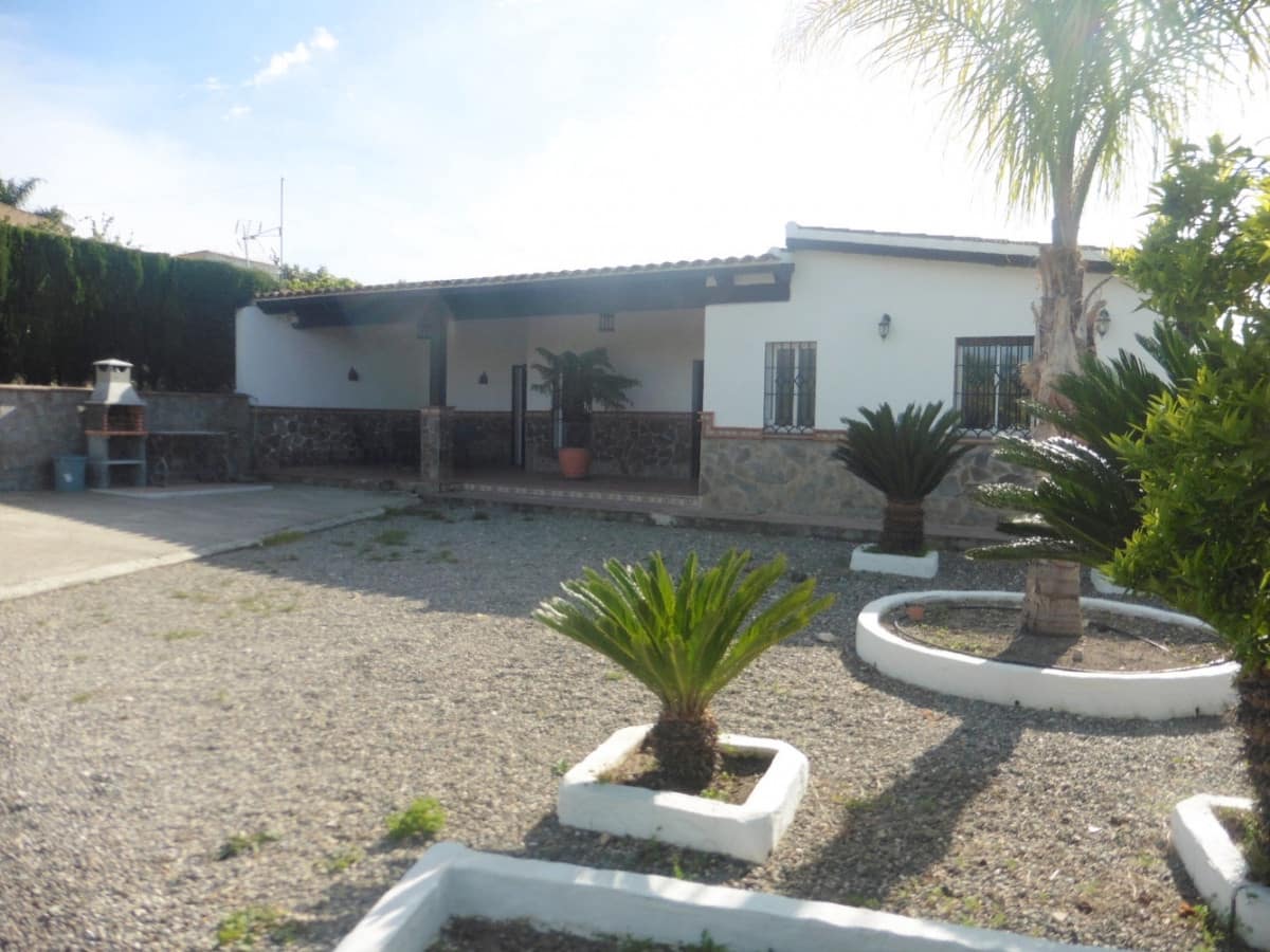 3 bedroom Villa for rent in Alhaurin el Grande with pool garage - € 1,700 (Ref: 6835072)