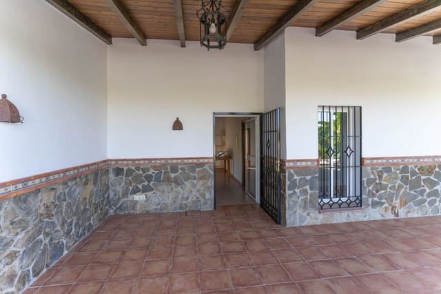 3 bedroom Villa for rent in Alhaurín el Grande with pool garage - € 1,700 (Ref: 6835072)