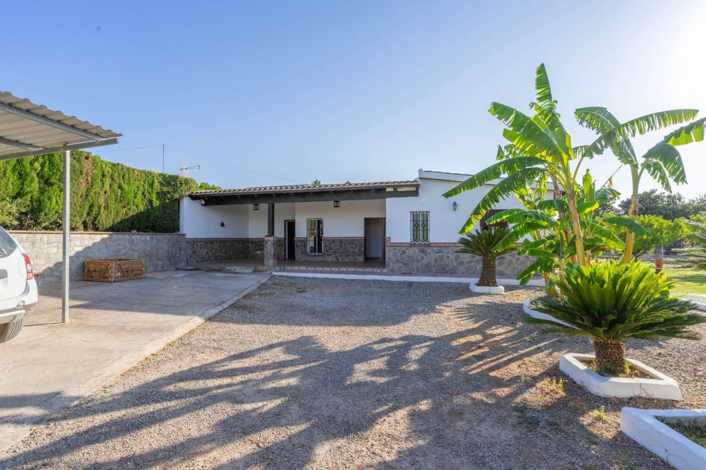 3 bedroom Villa for rent in Alhaurin el Grande with pool garage - € 1,700 (Ref: 6835072)