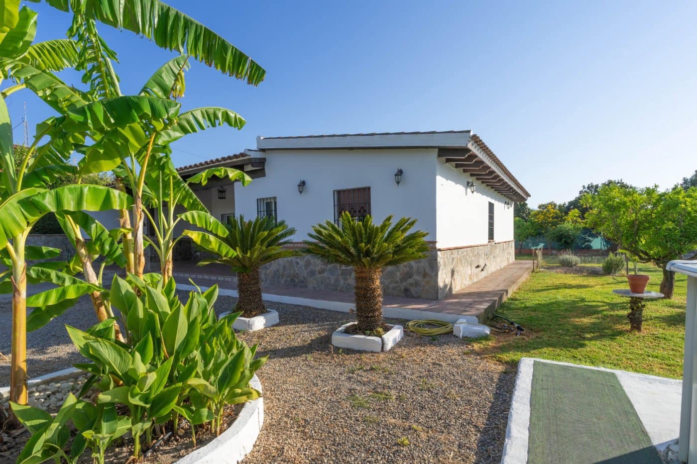 3 bedroom Villa for rent in Alhaurin el Grande with pool garage - € 1,700 (Ref: 6835072)