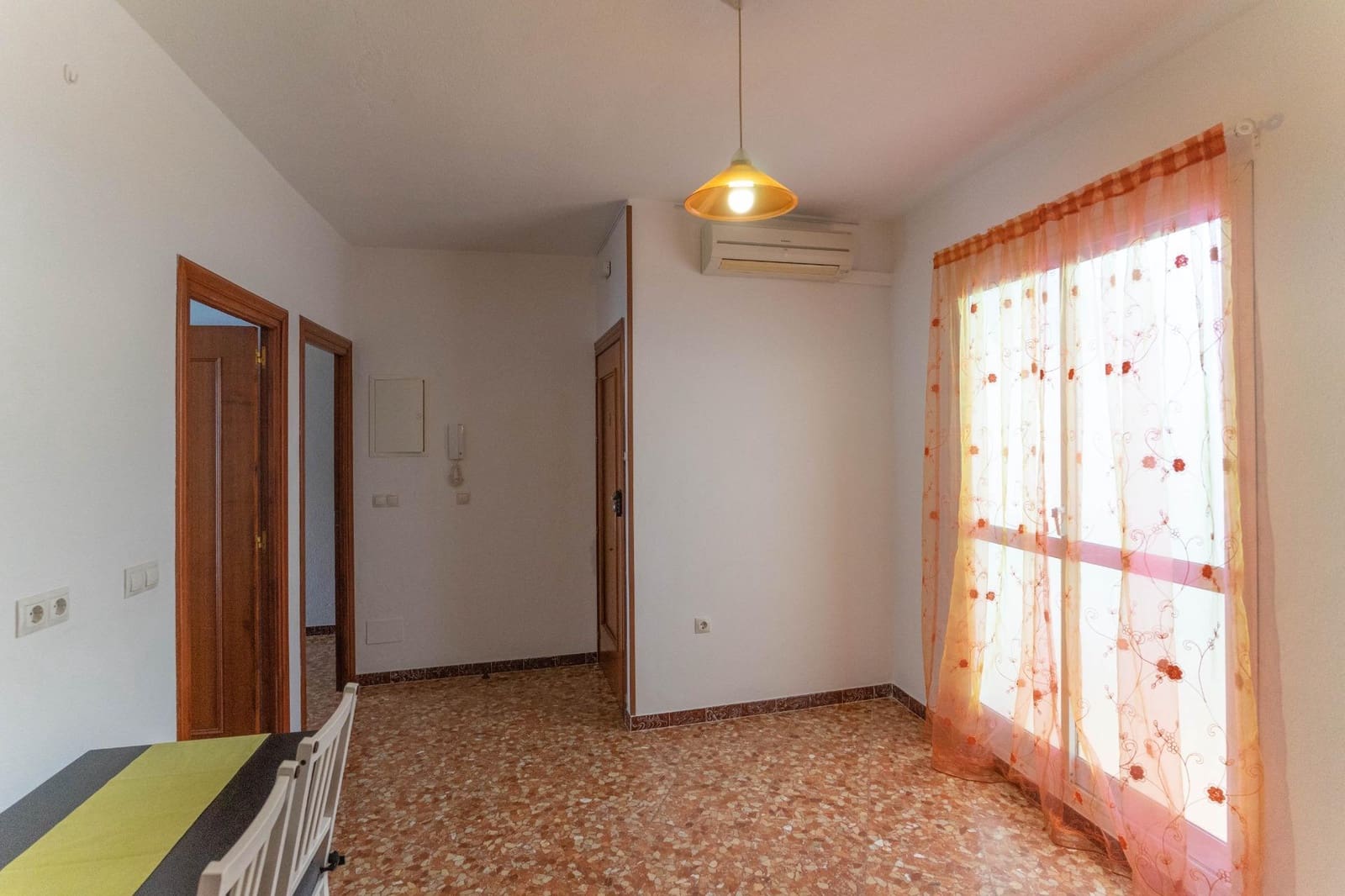 Piso de 1 habitación en Alhaurín el Grande en alquiler - 700 € (Ref: 6928982)