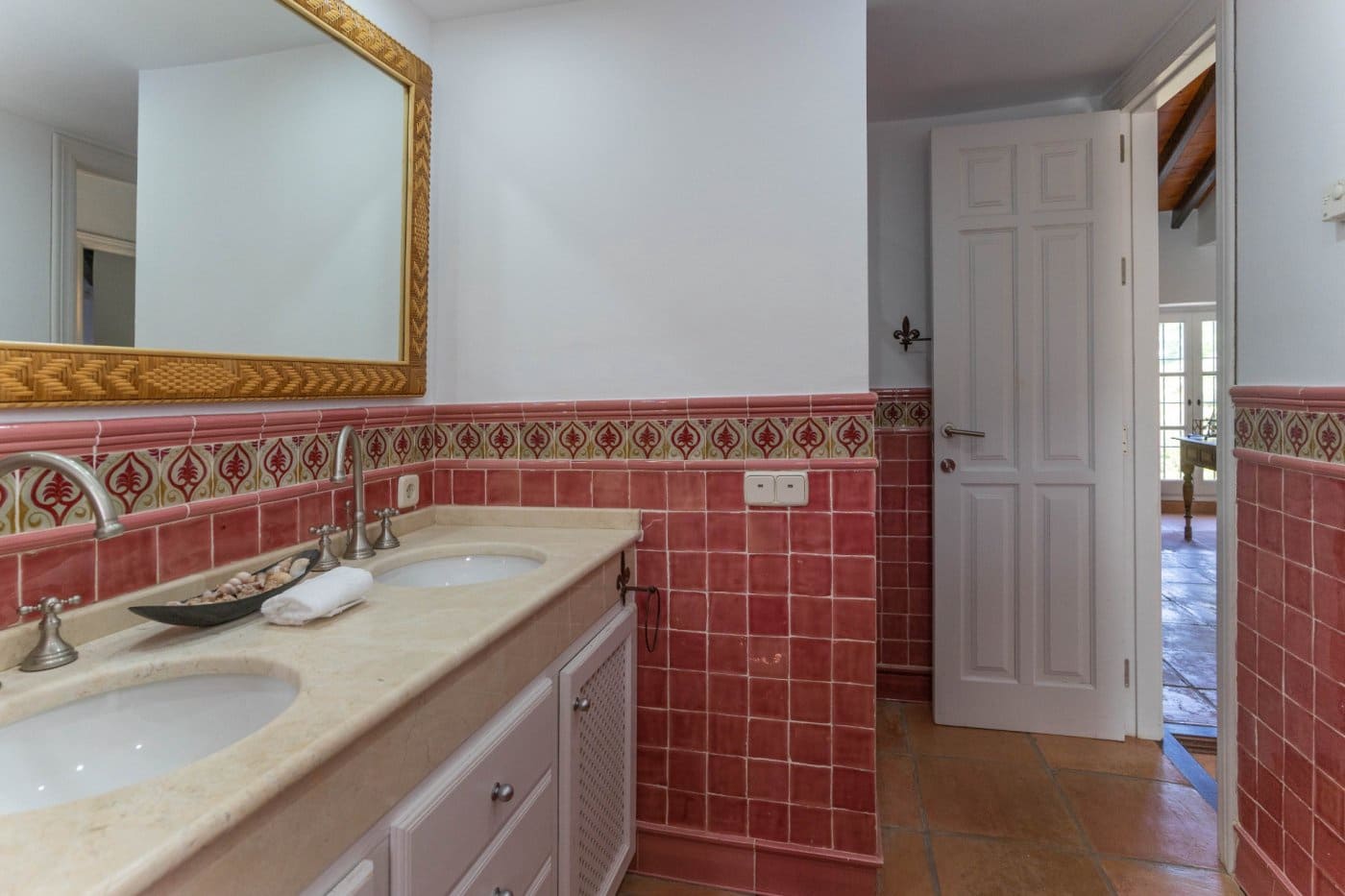 3 bedroom Villa for rent in Alhaurin el Grande with pool - € 3,000 (Ref: 7128396)