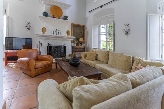 3 soverom Villa til leie i Alhaurín el Grande med svømmebasseng - € 3 000 (Ref: 7128396)