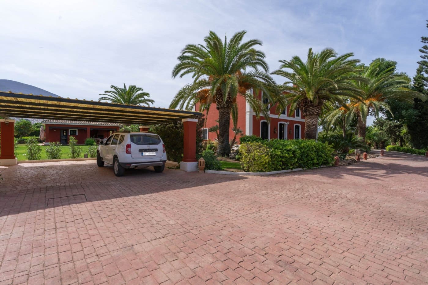 3 bedroom Villa for rent in Alhaurin el Grande with pool - € 3,000 (Ref: 7128396)