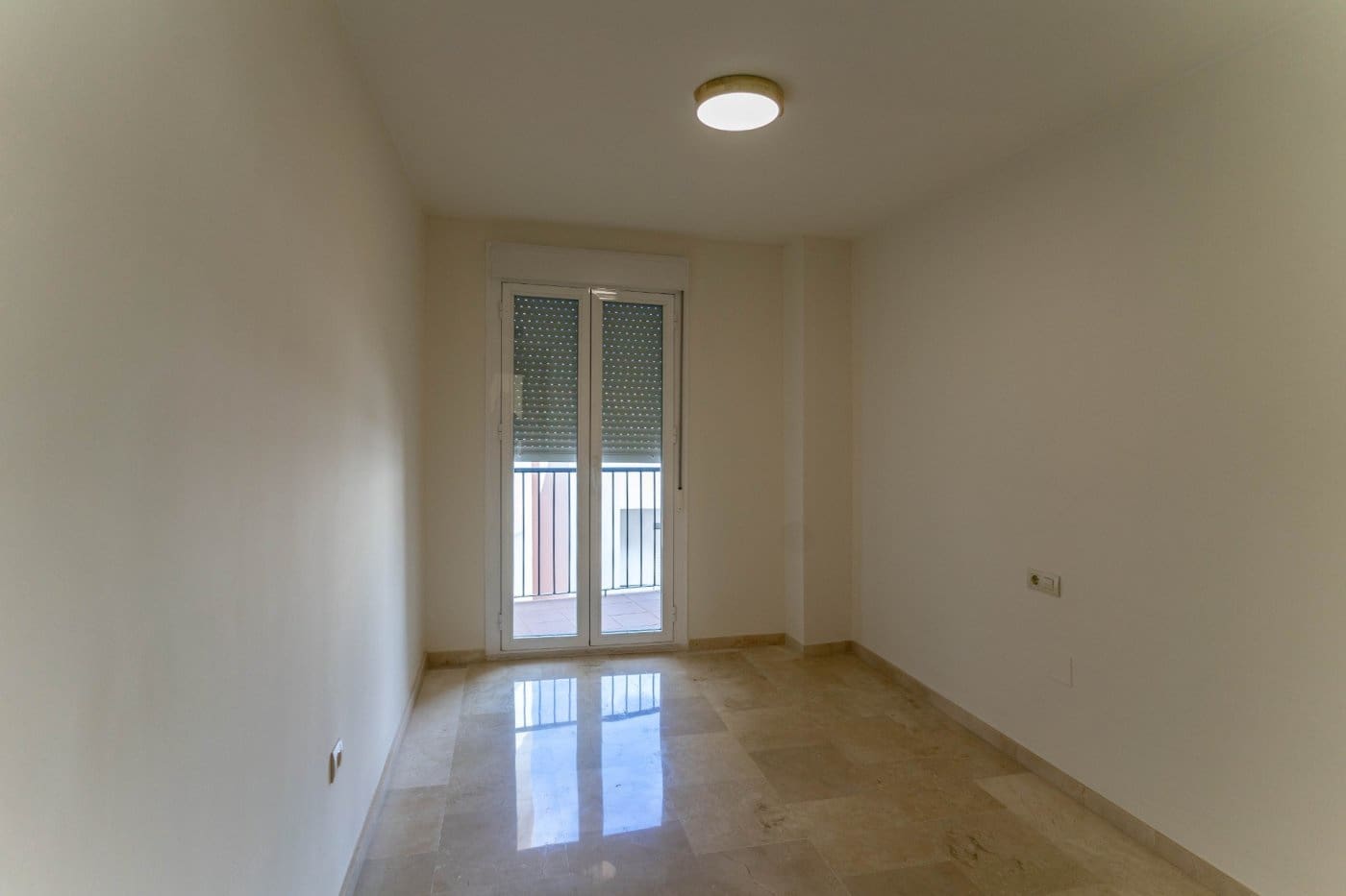 3 makuuhuone Asunto vuokrattavana paikassa Alhaurin el Grande mukana 
autotalli - 950 € (Ref: 7135837)