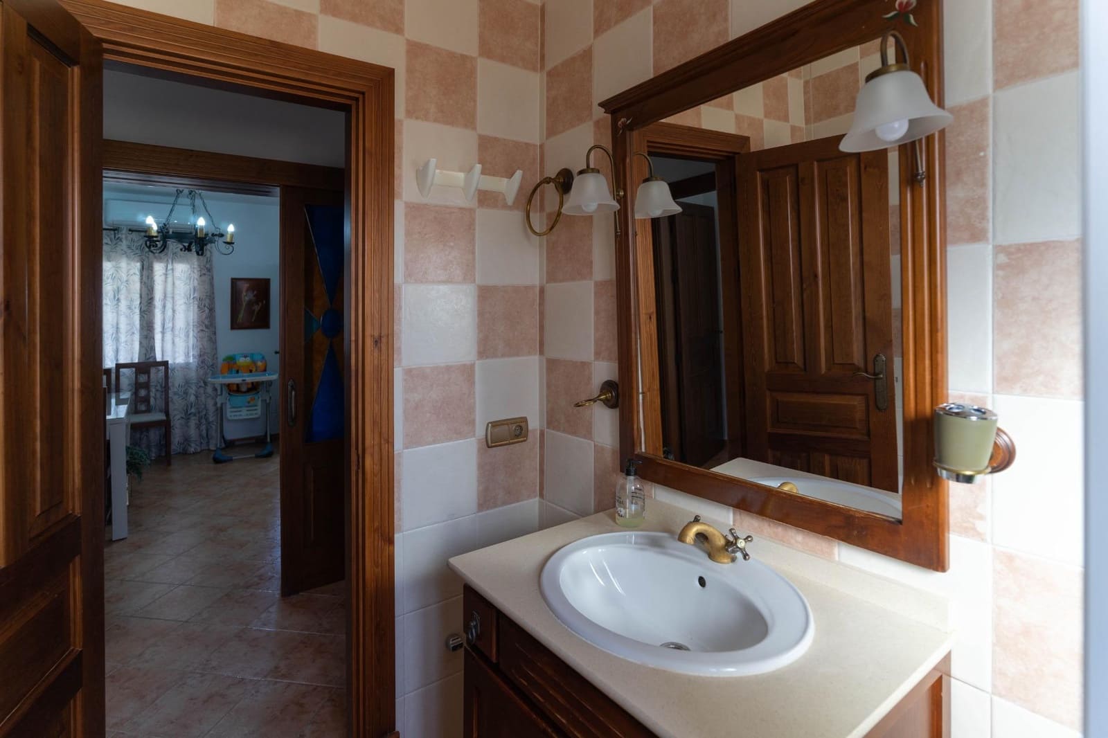 2 makuuhuone Huvila vuokrattavana paikassa Alhaurin el Grande mukana uima-altaan 
autotalli - 1 600 € (Ref: 7203641)