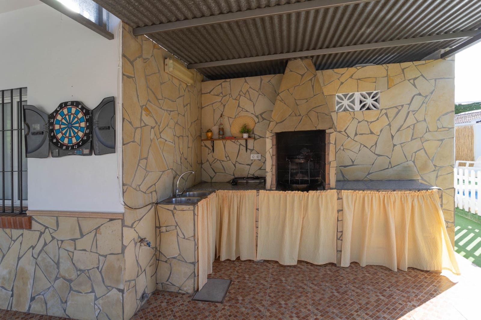 2 makuuhuone Huvila vuokrattavana paikassa Alhaurin el Grande mukana uima-altaan 
autotalli - 1 600 € (Ref: 7203641)