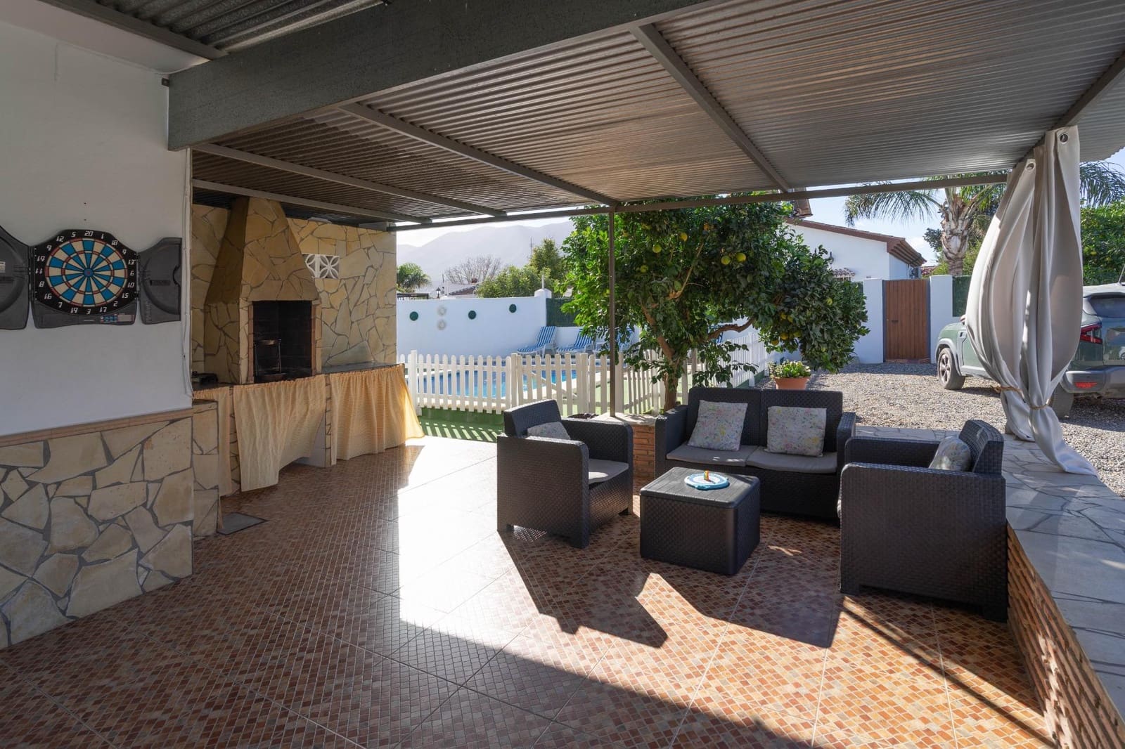 2 makuuhuone Huvila vuokrattavana paikassa Alhaurin el Grande mukana uima-altaan 
autotalli - 1 600 € (Ref: 7203641)