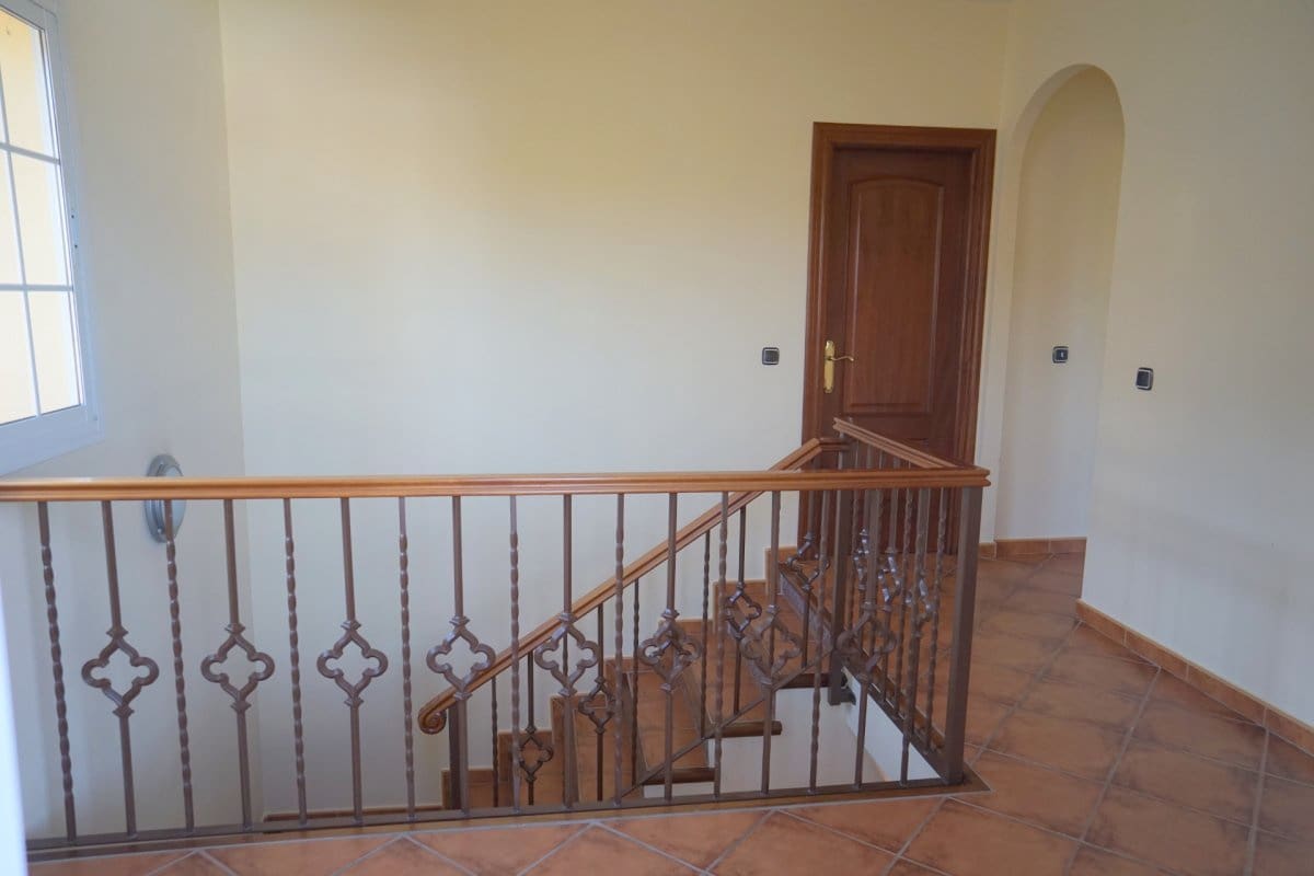 4 soveværelse Villa til leje i Alhaurin el Grande med swimmingpool garage - € 2.700 (Ref: 7295090)