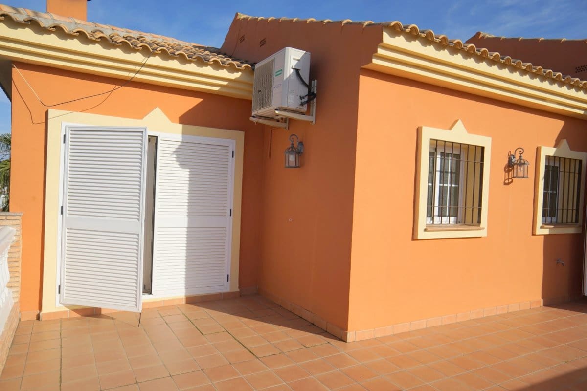 4 soveværelse Villa til leje i Alhaurin el Grande med swimmingpool garage - € 2.700 (Ref: 7295090)