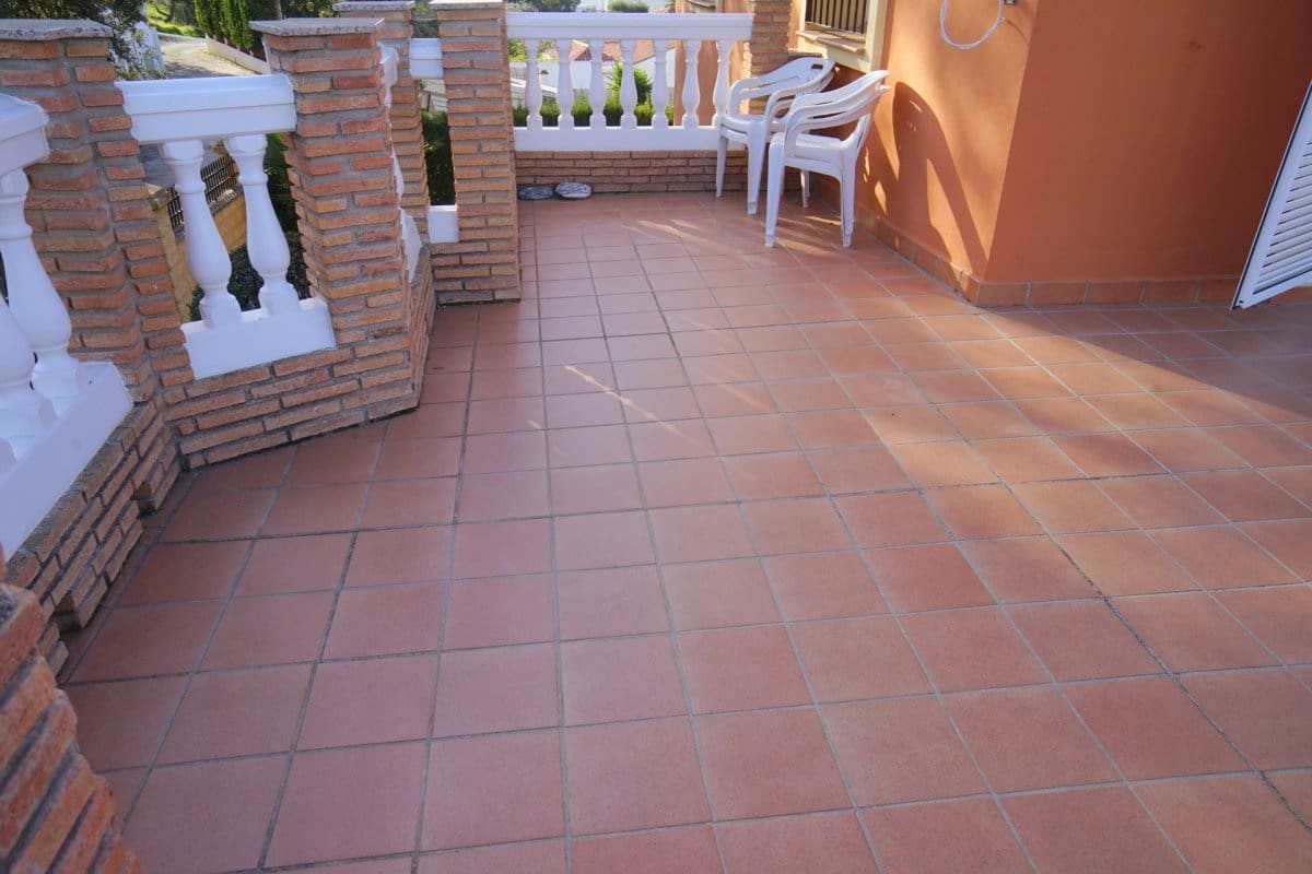 4 soveværelse Villa til leje i Alhaurin el Grande med swimmingpool garage - € 2.700 (Ref: 7295090)