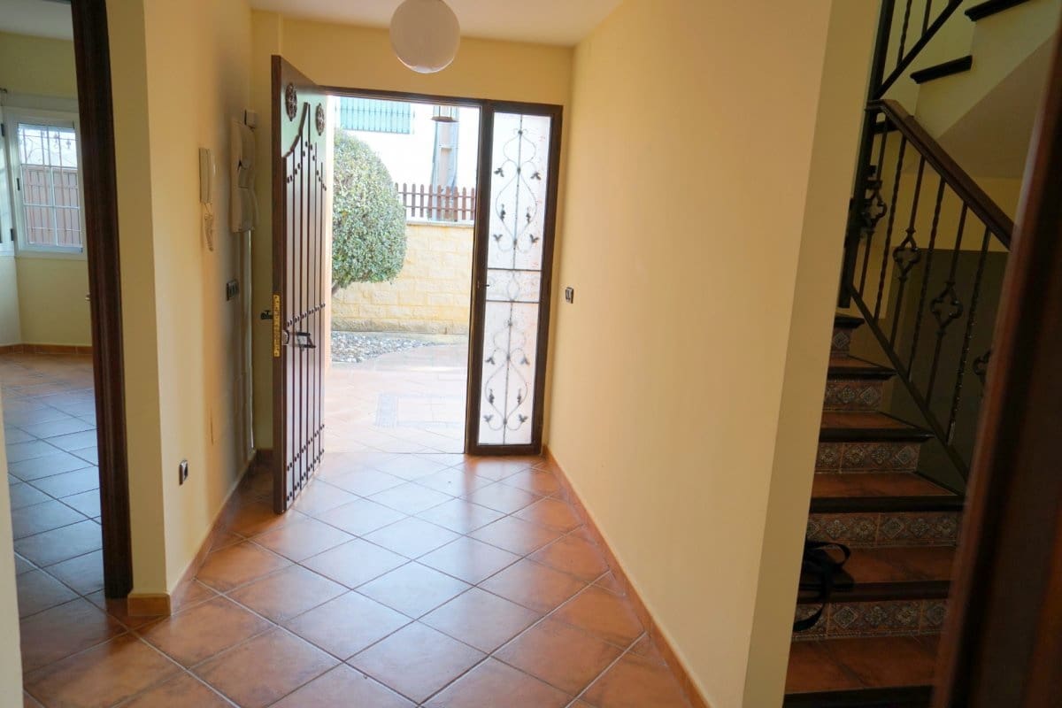 4 soveværelse Villa til leje i Alhaurin el Grande med swimmingpool garage - € 2.700 (Ref: 7295090)