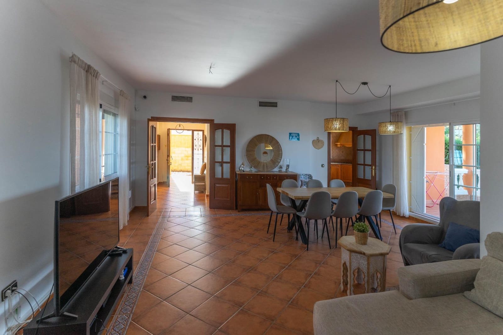 4 soveværelse Villa til leje i Alhaurin el Grande med swimmingpool garage - € 2.700 (Ref: 7295090)