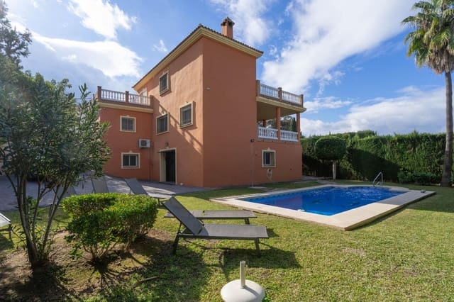 4 bedroom Villa for rent in Alhaurín el Grande with pool garage - € 2,700 (Ref: 7295090)