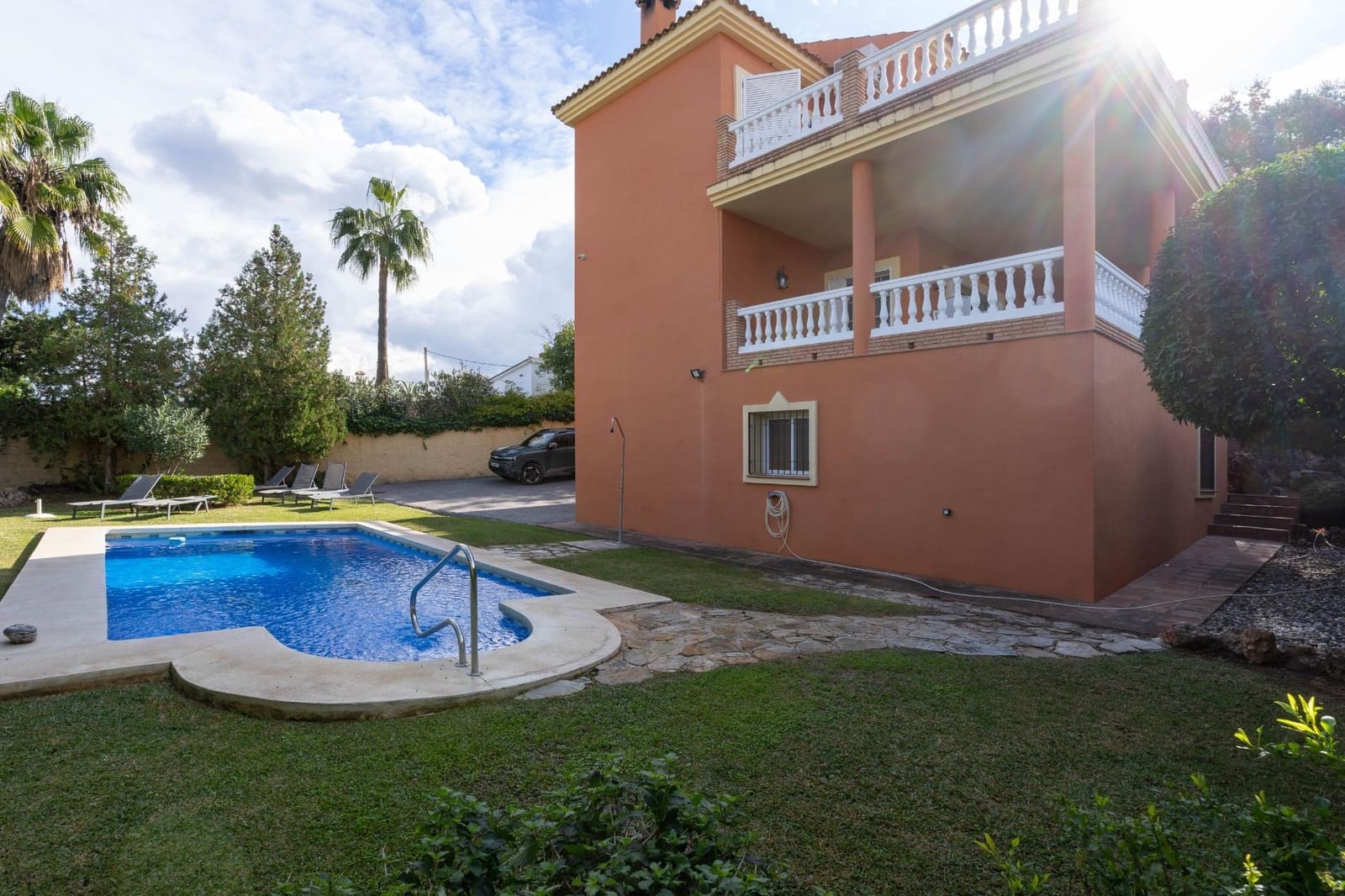 4 soveværelse Villa til leje i Alhaurin el Grande med swimmingpool garage - € 2.700 (Ref: 7295090)