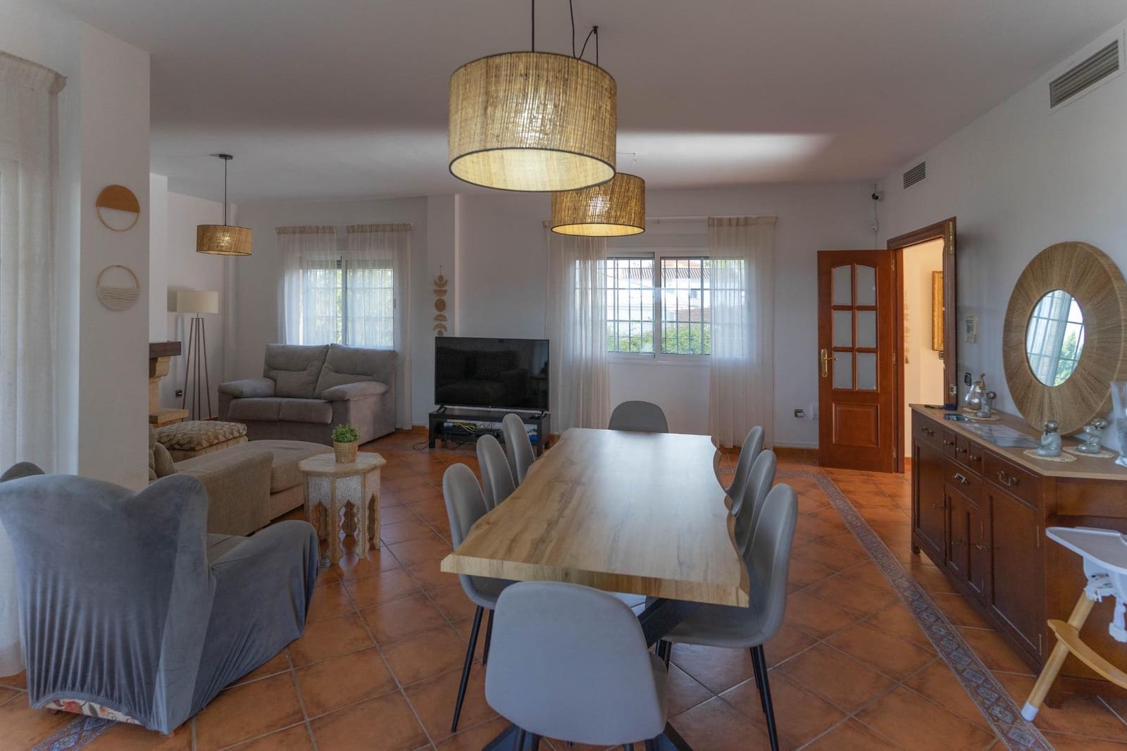 4 makuuhuone Huvila vuokrattavana paikassa Alhaurin el Grande mukana uima-altaan 
autotalli - 2 700 € (Ref: 7295090)