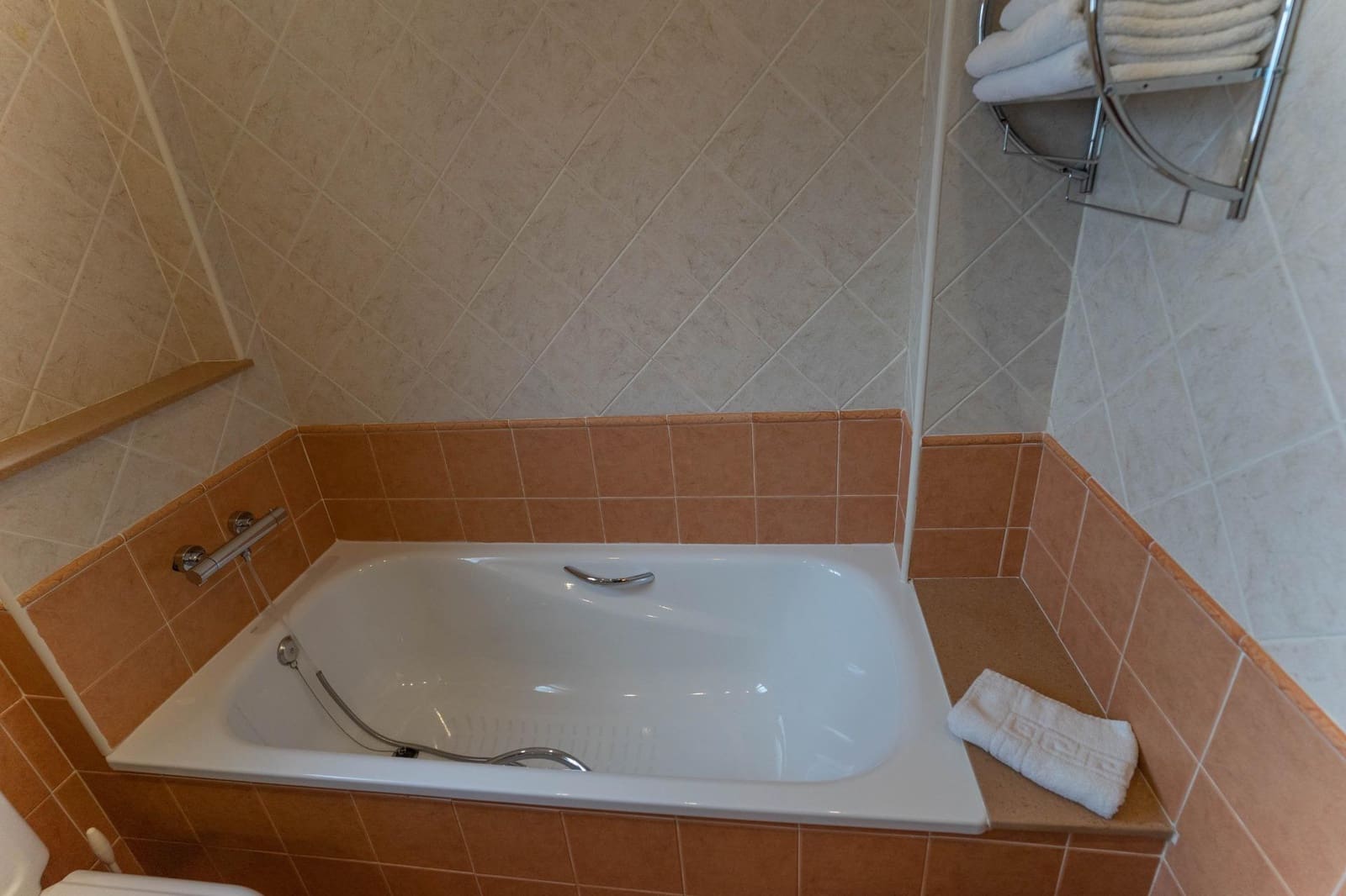 4 makuuhuone Huvila vuokrattavana paikassa Alhaurin el Grande mukana uima-altaan 
autotalli - 2 700 € (Ref: 7295090)