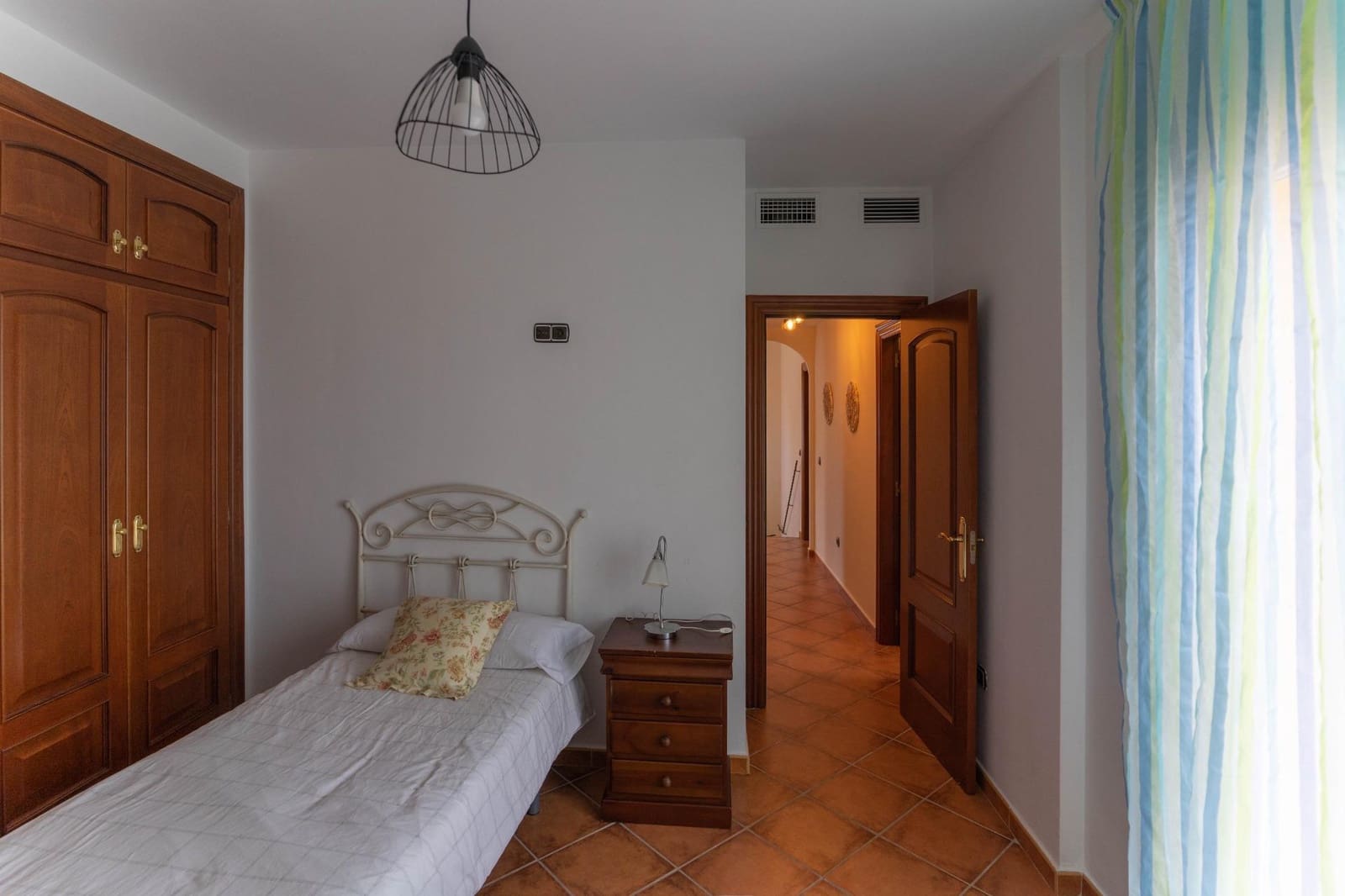 4 makuuhuone Huvila vuokrattavana paikassa Alhaurin el Grande mukana uima-altaan 
autotalli - 2 700 € (Ref: 7295090)