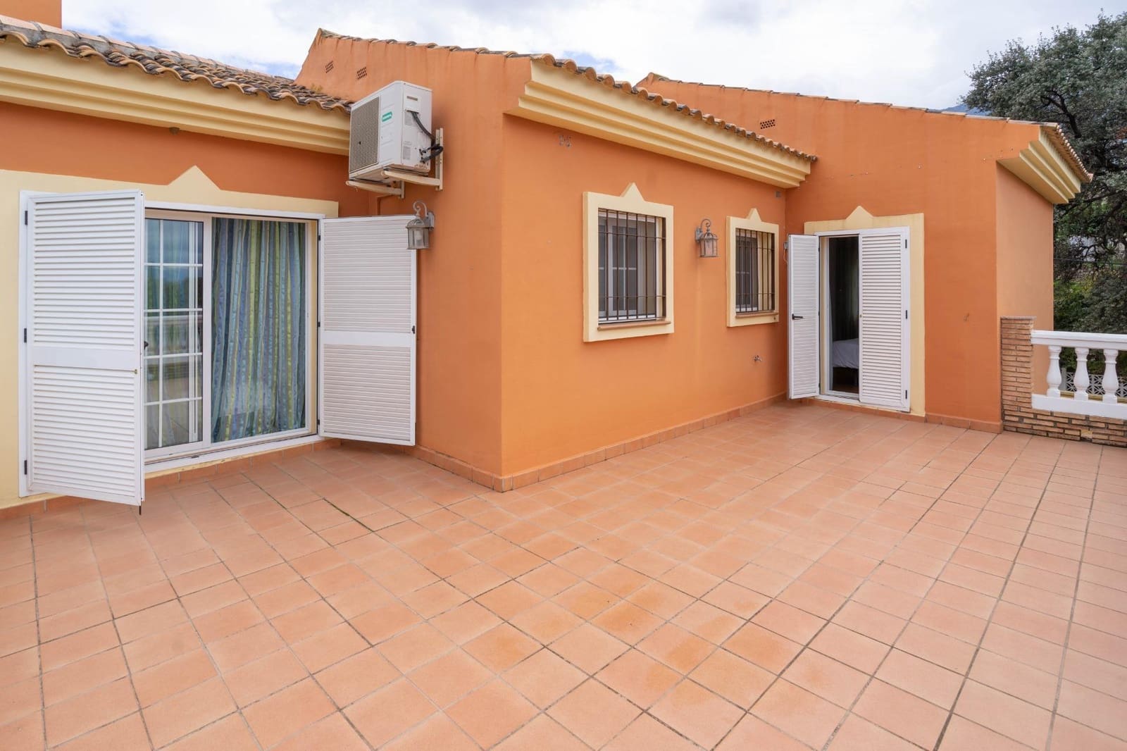 4 makuuhuone Huvila vuokrattavana paikassa Alhaurin el Grande mukana uima-altaan 
autotalli - 2 700 € (Ref: 7295090)