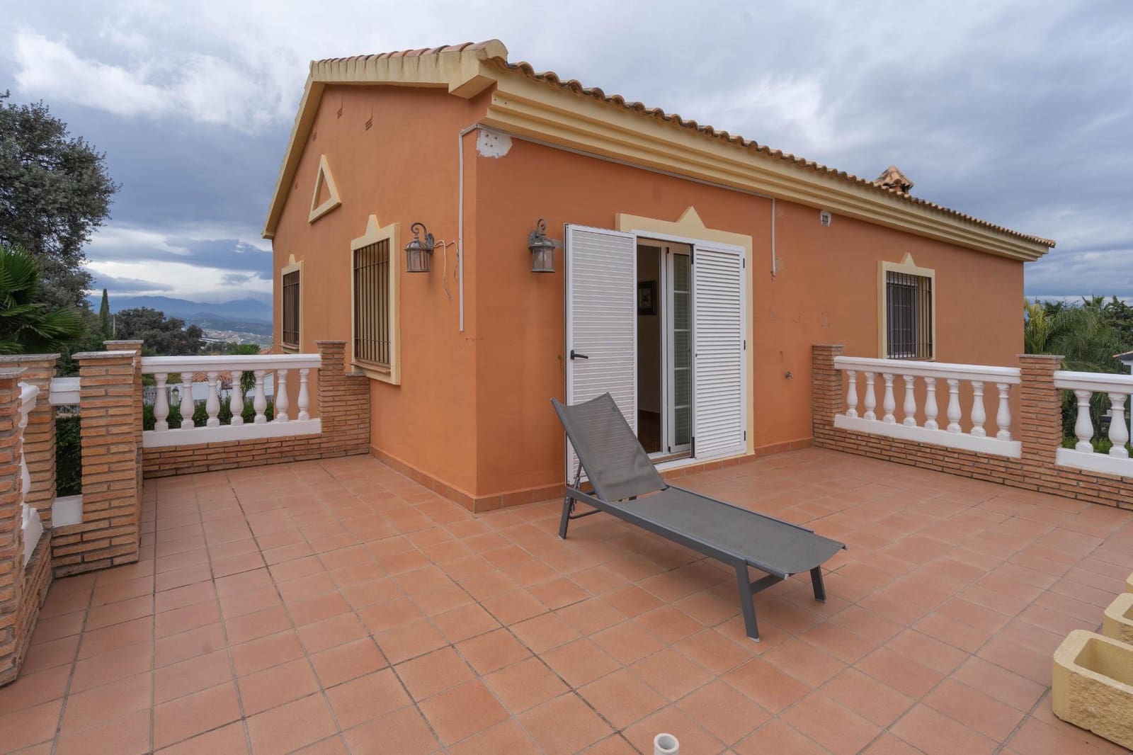 4 makuuhuone Huvila vuokrattavana paikassa Alhaurin el Grande mukana uima-altaan 
autotalli - 2 700 € (Ref: 7295090)