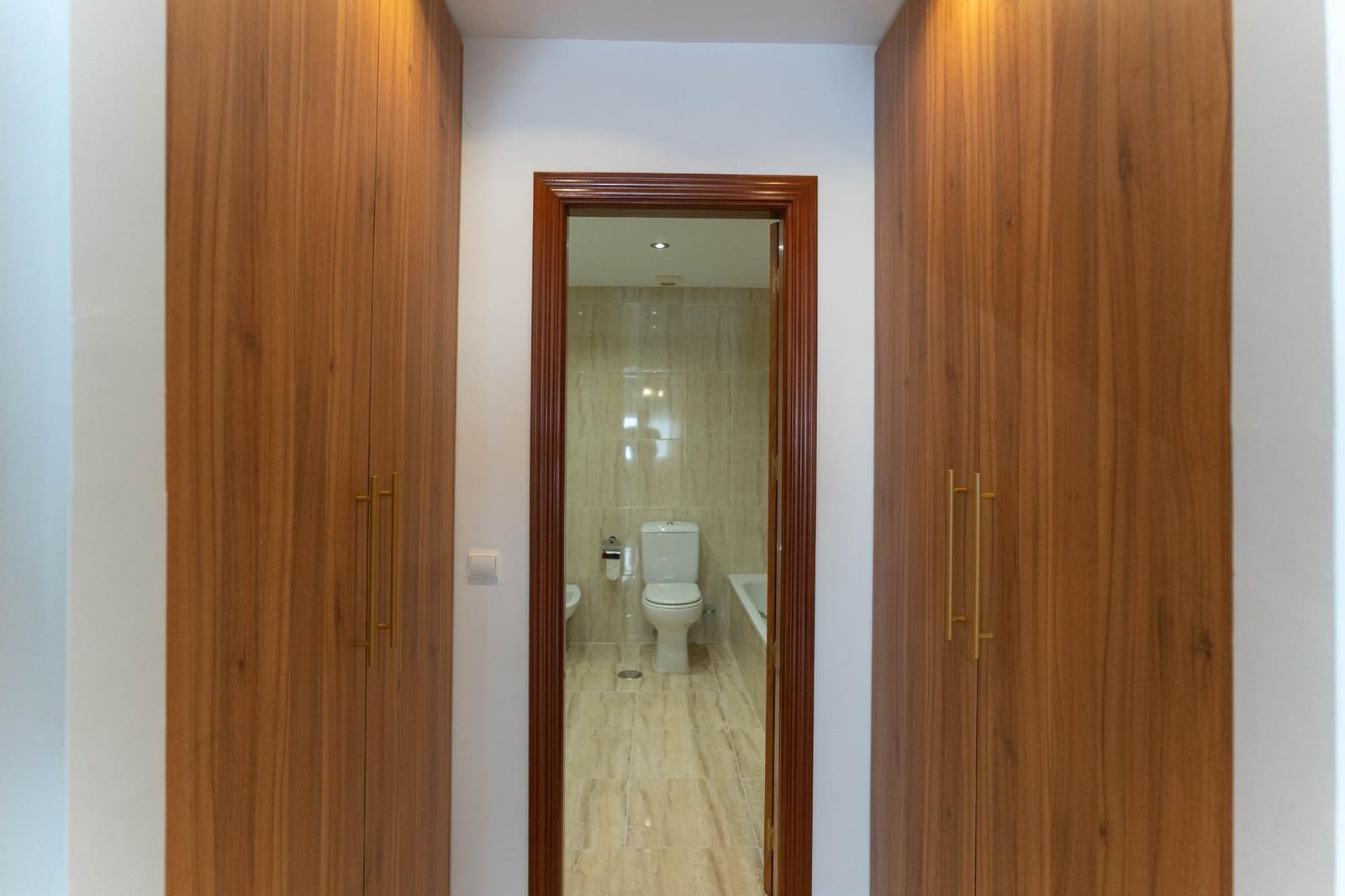 2 bedroom Flat for rent in Alhaurin el Grande with garage - € 900 (Ref: 7570363)