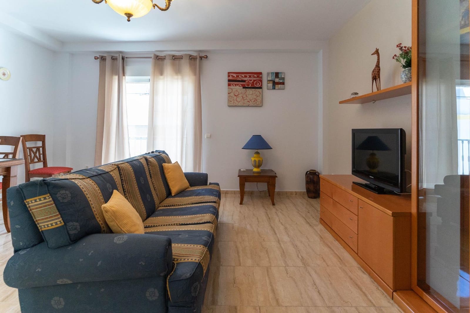 2 bedroom Flat for rent in Alhaurin el Grande with garage - € 900 (Ref: 7570363)