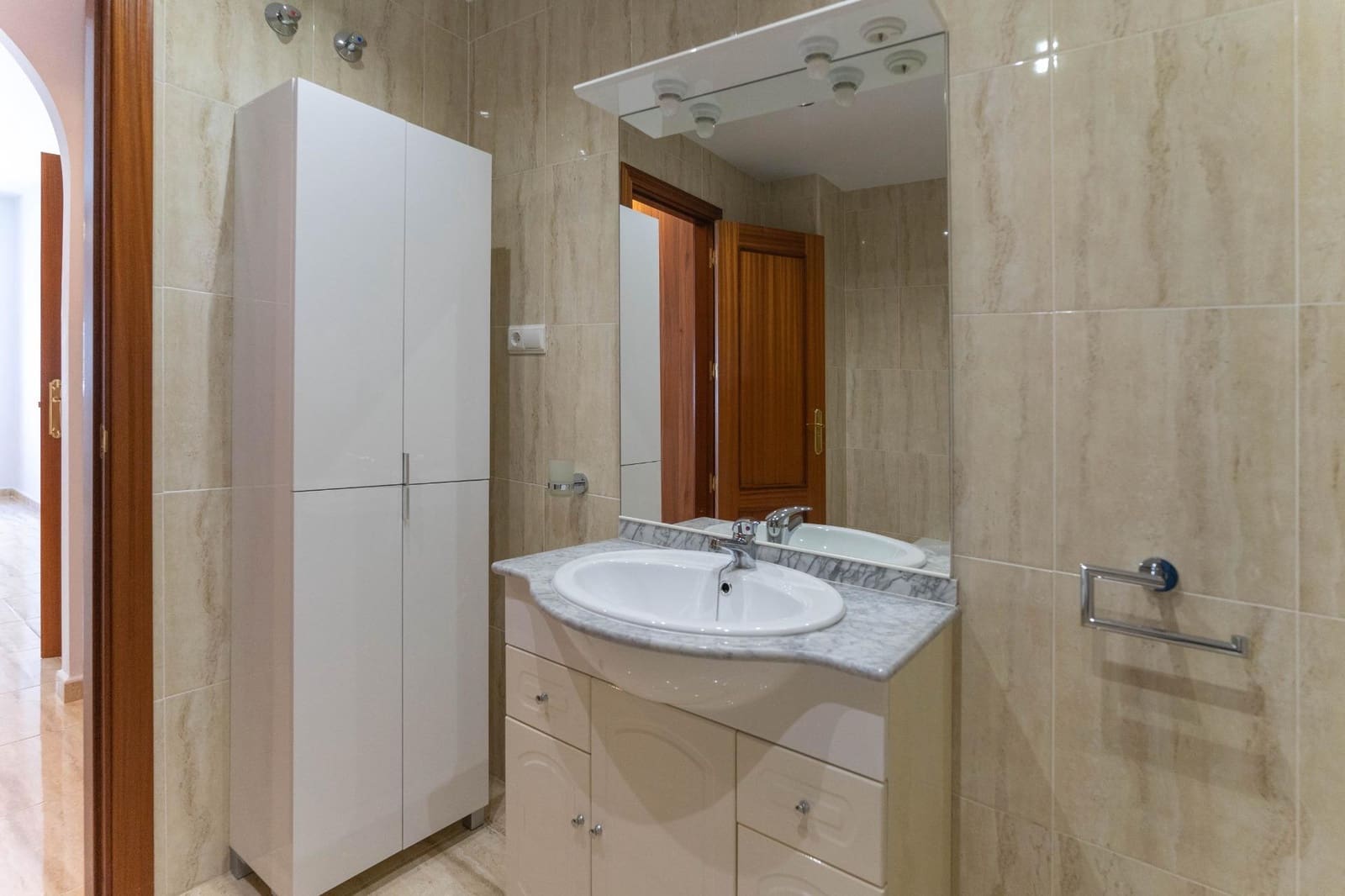2 bedroom Flat for rent in Alhaurin el Grande with garage - € 900 (Ref: 7570363)