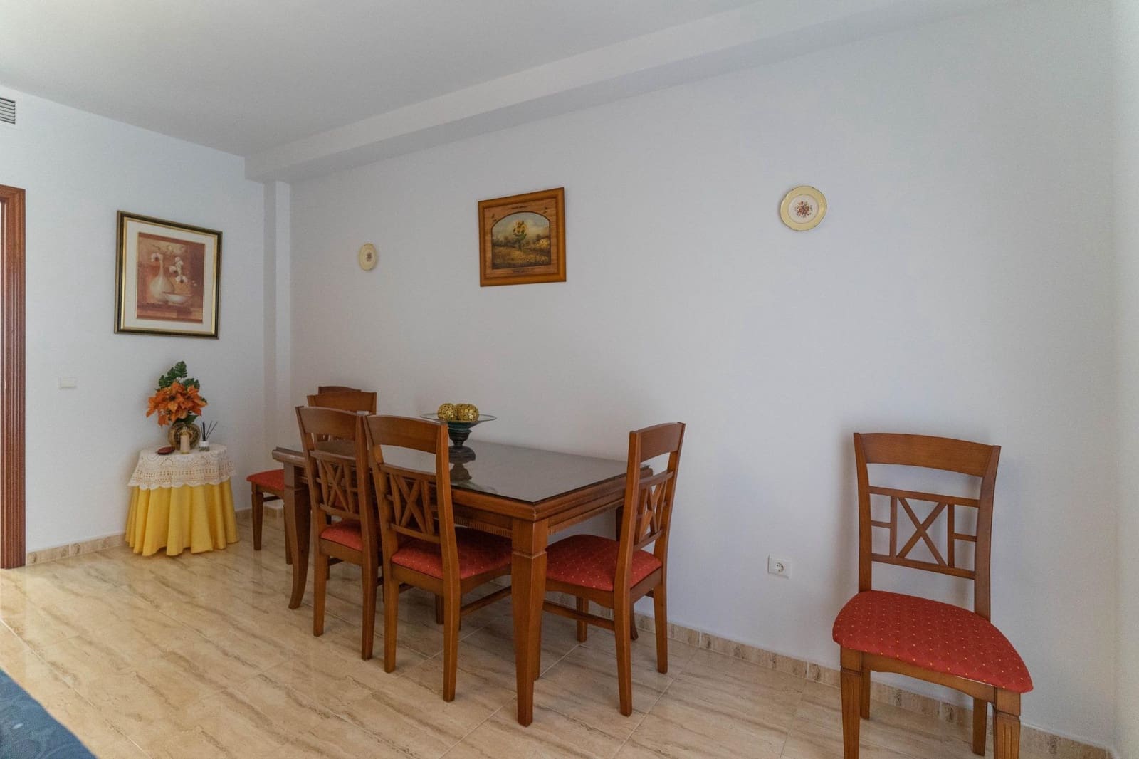2 bedroom Flat for rent in Alhaurin el Grande with garage - € 900 (Ref: 7570363)