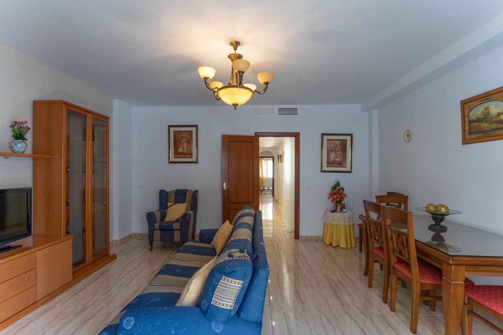 2 bedroom Flat for rent in Alhaurin el Grande with garage - € 900 (Ref: 7570363)