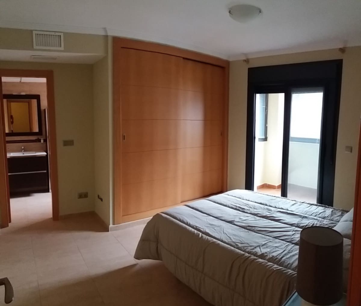 3 bedroom Flat for rent in Coin with pool garage - € 900 (Ref: 7725189)