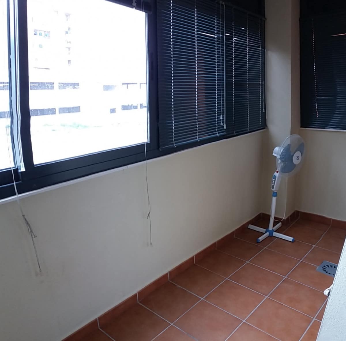 3 bedroom Flat for rent in Coin with pool garage - € 900 (Ref: 7725189)