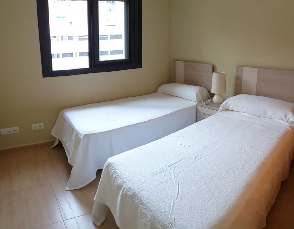 3 bedroom Flat for rent in Coin with pool garage - € 900 (Ref: 7725189)