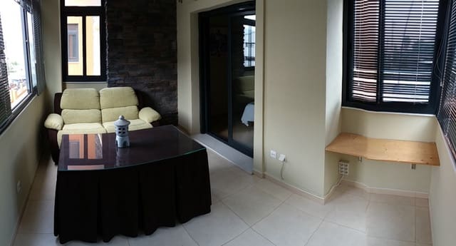 3 sovrum Lägenhet att hyra i Coín med pool garage - 900 € (Ref: 7725189)